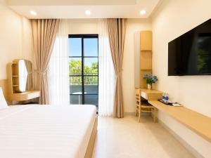 SORA VILLA HO TRAM - 4BRS - 40m to the beach