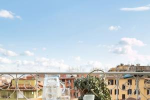 Bright 2BR with balcony, Caffarella, Furio Camillo, Tuscolana Station