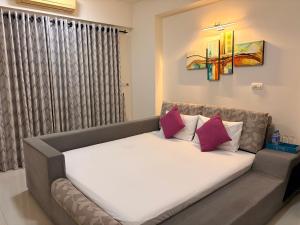 Atrium - ICONIC APARTMENT