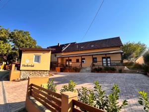 Vackorlak Apartman Balatonszőlős