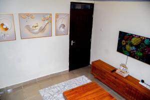 Olonyi AirBnBs