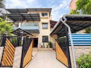 Sam Villa - 3 Bhk ll Pvt Pool ll Ac rooms ll WiFi ll Tv