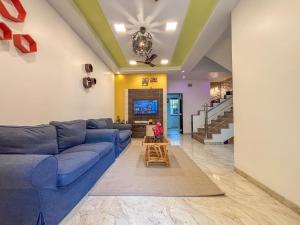 Sam Villa - 3 Bhk ll Pvt Pool ll Ac rooms ll WiFi ll Tv