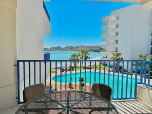 Remodelado Condo en la Playa - Posada Condominios
