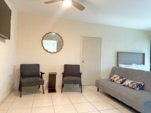 Remodelado Condo en la Playa - Posada Condominios
