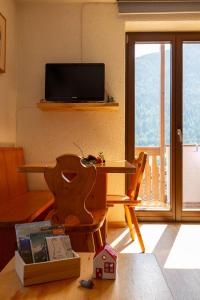 Casa a Malè con vista sulla valle