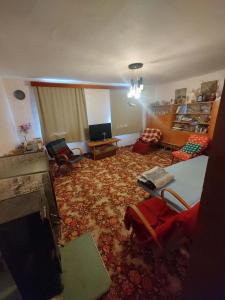 Full House in Kryštofovy Hamry