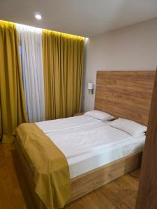 Aura suites 3