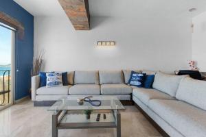 Vista La Jolla 406A | 1BR Near Costa Azul