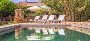 Lujosa villa con piscina & aacc 8 personas