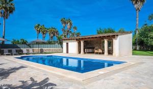 Lujosa Finca con piscina y aacc para 6 personas