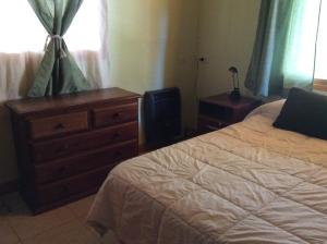 Cabaña con costa de arroyo