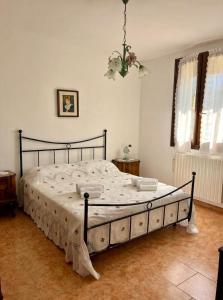 La Corte degli Ulivi - Casa di campagna con parco