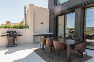 Villa de lujo con piscina, jacuzzi y vistas 8 pers