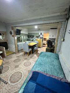 ApartCarina