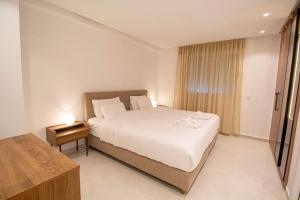 The Blackwood Suite Luxury Stay with Pool & Par