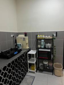 Amika Homestay Sitiawan