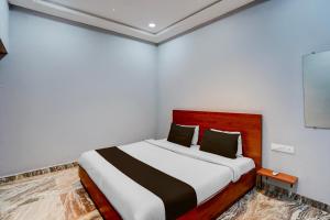 Hotel Stay Here