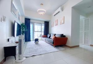 120sqm Spacious and Comfortable 3Bedrooms with OceanView of ManilaBay, Close to Manila Airport, OKADA Casino, Solaire Casino, Ayala Malls, Mall of Asia, free parking