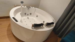 ACR Luxury Hotel