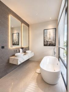 4BR Pool Villa Big Buddha, Chalong