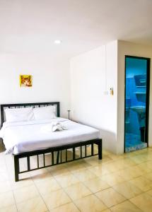 Patong Canal Villa 302