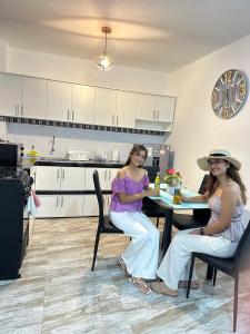 Hermoso departamento amoblado D