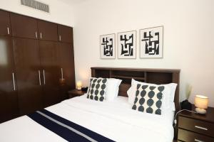 Waterfront 2BR | Near Reem Mall & ADGM | Sleeps 7