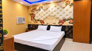 Dolphin Club and Resort by Phoenix