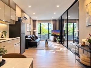 Perfect Location to Explore Bangkok 1 Min to MRT