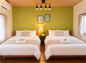New Open! Oyasumi 家族旅館 難波5分 日本橋3分 駅3分 24h-Self-Checkin Family-Friendly with Kitchen and two toilets!