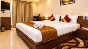 The Altruist Koparkhairane Hotel