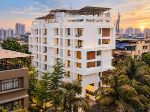The Altruist Koparkhairane Hotel