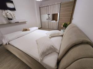 Sea Breeze Luxury Apartment