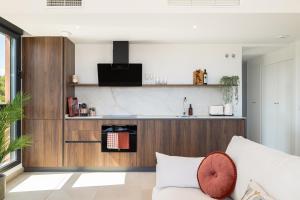Family-friendly 2-bedroom penthouse with a padel court