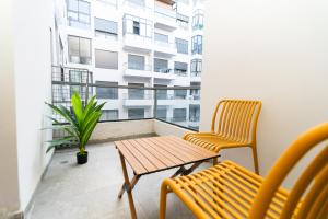 Glorious Garden - Appartement Familial - Espaces Verts - Proche Aéroport- Parking - WIFI - AC - IPTV
