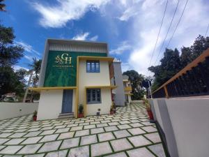 Chothi Hills Apartments
