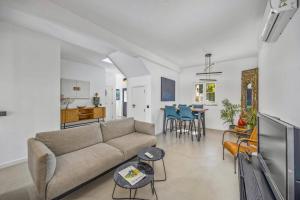 Villa Casa Maya by Villa Plus
