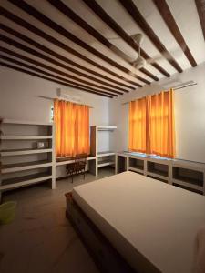 CoZanzi Home