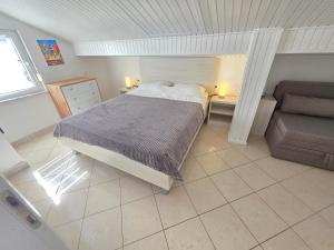 DRAGICA Apartments with sea view