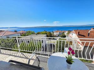 DRAGICA Apartments with sea view