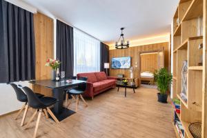 Premiere Apartments