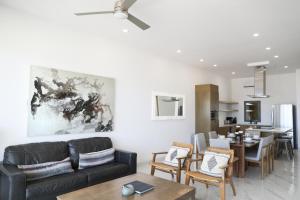 Ocean View Condo in Pedregal