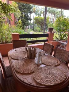 Oasis de Marbella, 2 bedrooms on the Golden Mile