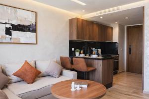 Triple Towers 191 Cozy 2-bedroom apartment, TGV station and beach 2 min away
