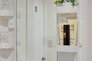 SWAN EN OSAKA Walk Umeda Long Stay Simmons Workspace