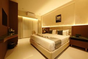 Click Hotel Galaxy-Bangalore Airport