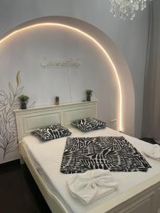 ultracentral apartment with 3 bdrm for up to 8 people