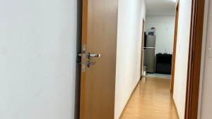 Quarto Individual em Hostel com Ar e Cama Casal Confortavel Centro 5 min a pe do Shop Capim Dourado