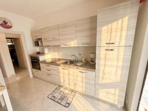 Casa Palanca Lake view apartment by Gardadomusmea